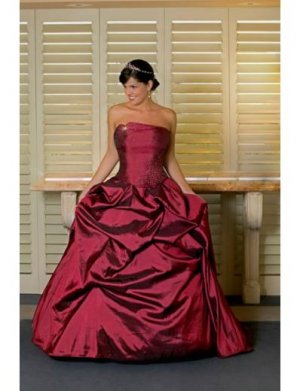 A-line/Princess Strapless Chapel Train Taffeta wedding dress for brides new style(WDA0163)