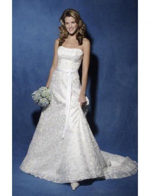 A-Line/Princess Strapless Chapel train Satin Lace wedding dress for brides new Style(WDA0827)