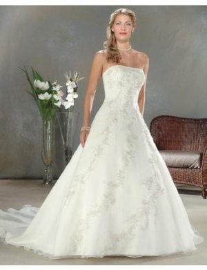 A-Line/Princess Strapless Chapel Train Organza wedding dress for brides gowns new style(WDA0038)