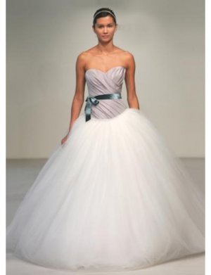 A-Line/Princess Sweetheart Chapel train tulle wedding dress for brides gowns new style(WDA0545)