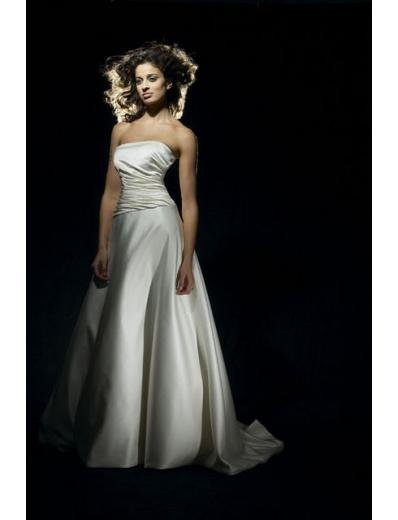 A-Line/Princess Strapless Chapel Train Satin wedding dress for brides gowns new style(WDA0656)