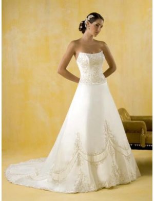 A-Line/Princess Strapless Chapel Train Chiffon wedding dress for brides gowns new style(WDA0394)