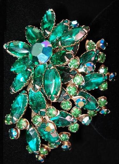 BROOCH (PIN): Women's Vintage #2