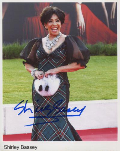 Dame Shirley Bassey SIGNED Photo + Certificate Of Authentication 100% Genuine