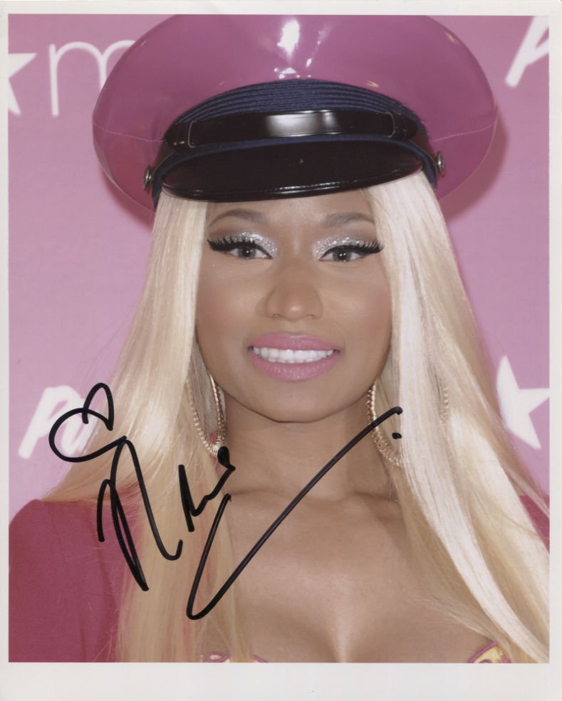 Nicki Minaj Signed 8 X 10 Photo Certificate Of Authentication 100 Genuine 