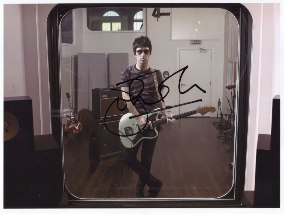 Johnny Marr SIGNED 8" x 10" Photo + Certificate Of Authentication  100% Genuine