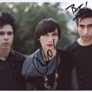 Yeah Yeah Yeahs Karen O + 2 SIGNED 8" x 10" Photo + Certificate Of Authentication  100% Genuine
