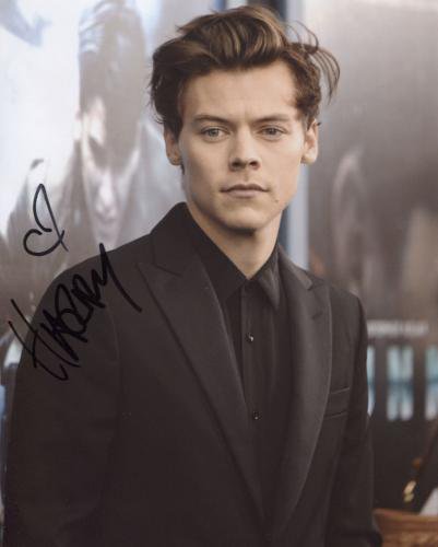 Harry Styles SIGNED Photo + Certificate Of Authentication 100% Genuine