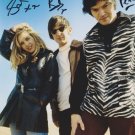 Saint Etienne Sarah Cracknell SIGNED Photo + Certificate Of Authentication  100% Genuine