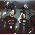 The 1975 (Band) Matty Healy FULLY SIGNED Photo + Certificate Of Authentication 100% Genuine