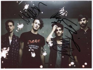 The 1975 (Band) Matty Healy FULLY SIGNED Photo + Certificate Of Authentication 100% Genuine