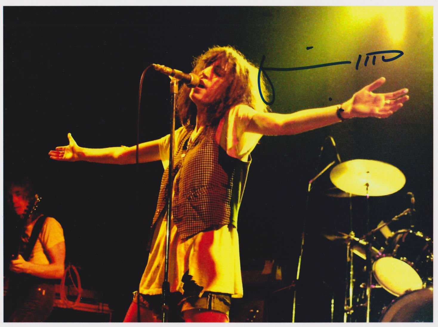 Patti Smith (Singer) SIGNED Photo + Certificate Of Authentication  100% Genuine