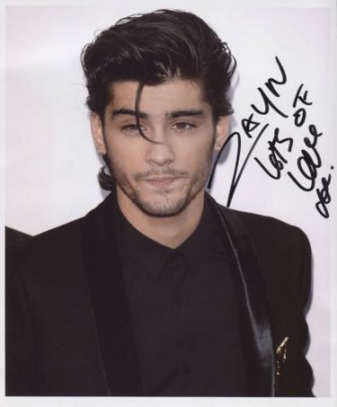 Zayne Malik (One Direction) SIGNED Photo + Certificate Of Authentication 100% Genuine