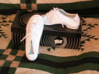 Sz 1.5  Econo Jazz Shoe Child White