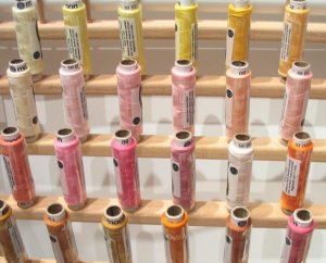 NEW STRONG 3PLY ALL PURPOSE SEWING / QUILTING THREADS