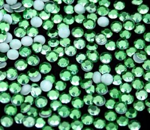 7200 HOTFIX METALLIC RHINESTONE 4 MM 16S 4 SCRAPBOOKING