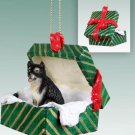 GGBD108 Alaskan Malamute Green Gift Box Ornament