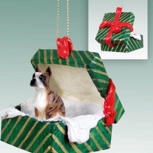 GGBD33C Boxer, Brindle Green Gift Box Ornament