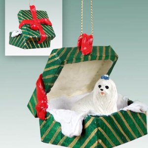 GGBD34 Maltese Green Gift Box Ornament