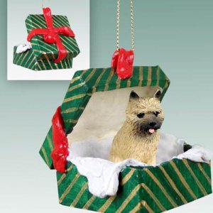 GGBD53B Cairn Terrier, Red Green Gift Box Ornament