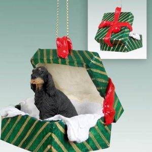 GGBD66 Gordon Setter  Green Gift Box Ornament