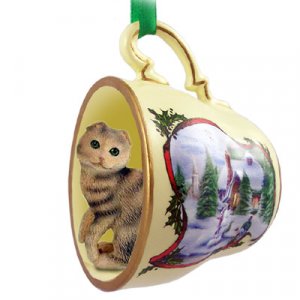 HTCC20 Scottish Fold Brown Tabby Snowman Holiday Tea Cup Ornament