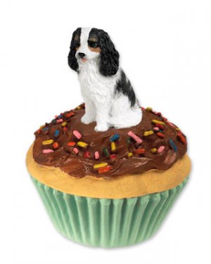 PC80B Cavalier King Charles, Black & White Pupcake Trinket Box