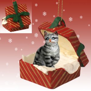 RGBC01 Shorthair Silver Tabby Red Gift Box Ornament
