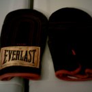 EVERLAST BOXING GLOVES SIZE SMALL