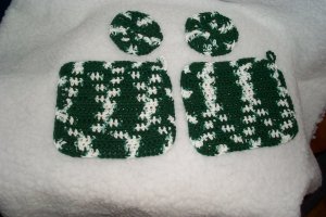 Pot Holders (2) &Cup Coasters (2)