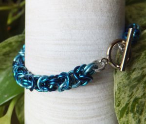 Varied Blue Byzantine Chainmaille