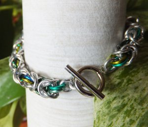 Green and Silver Byzantine Chainmaille Bracelet