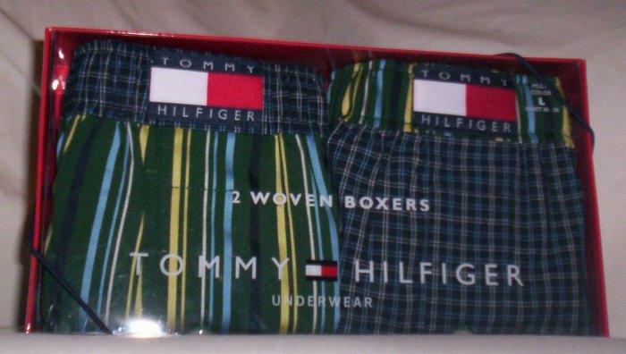 Gift Set of 2 Tommy Hilfiger Large Woven Boxers in Green and Navy Blue