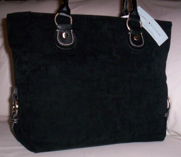 Tommy Hilfiger Snapped Up Velvet Logo Print Medium Tote Handbag in Black