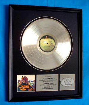 THE BEATLES PLATINUM RECORD AWARD "YELLOW SUBMARINE"