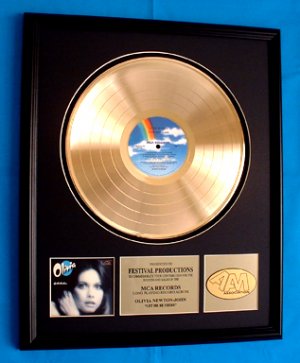 OLIVIA NEWTON-JOHN GOLD RECORD AWARD I'LL BE THERE