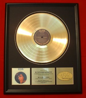 ELVIS PRESLEY GOLD RECORD AWARD "A LEGENDARY PERFORMER"