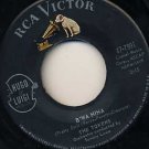 THE TOKENS Weeping River / B'wa Nina 45 RCA