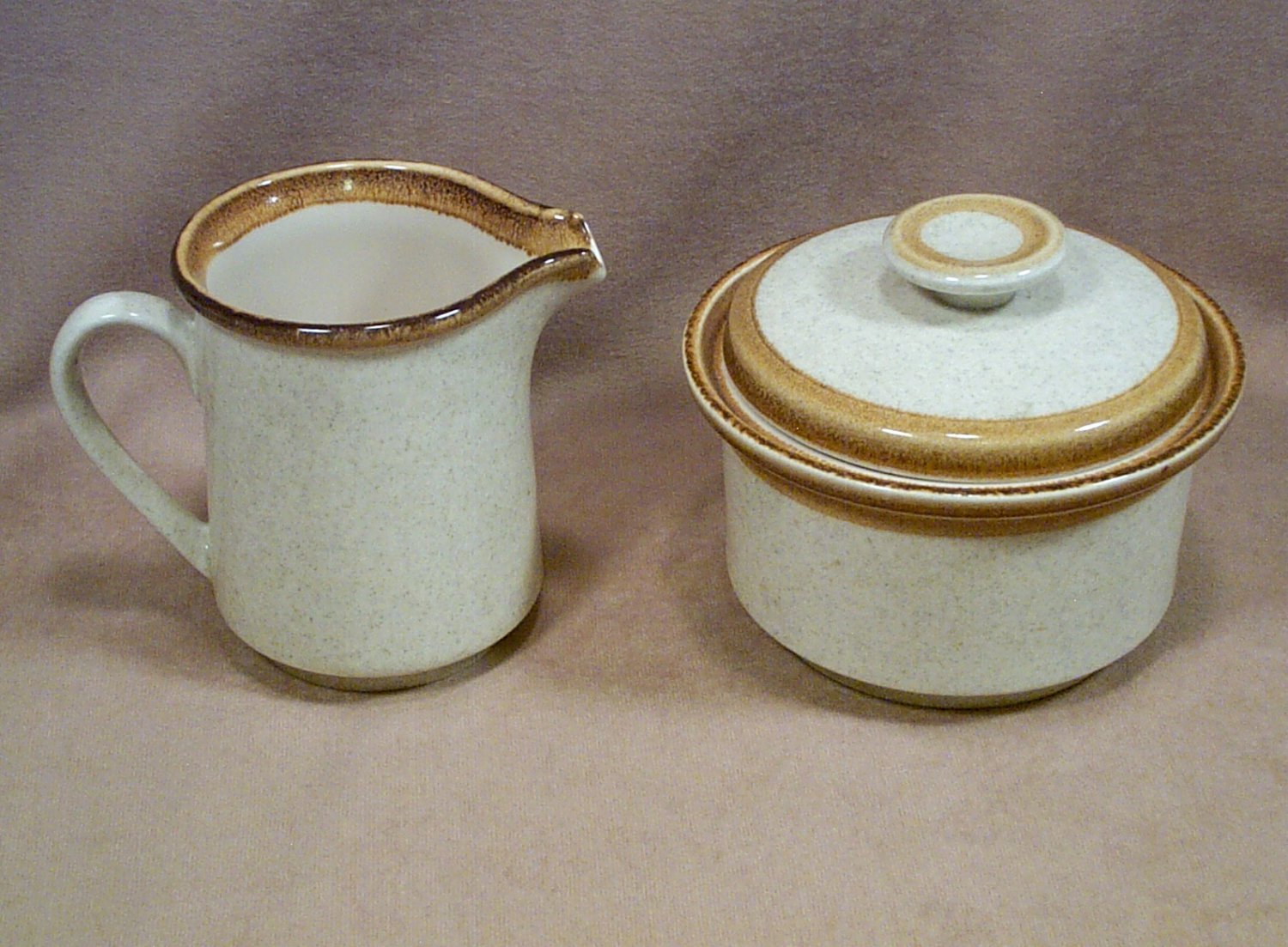 Mikasa Stone Manor Sugar Bowl w/ lid and Cream Pitcher Set F5800 sugar