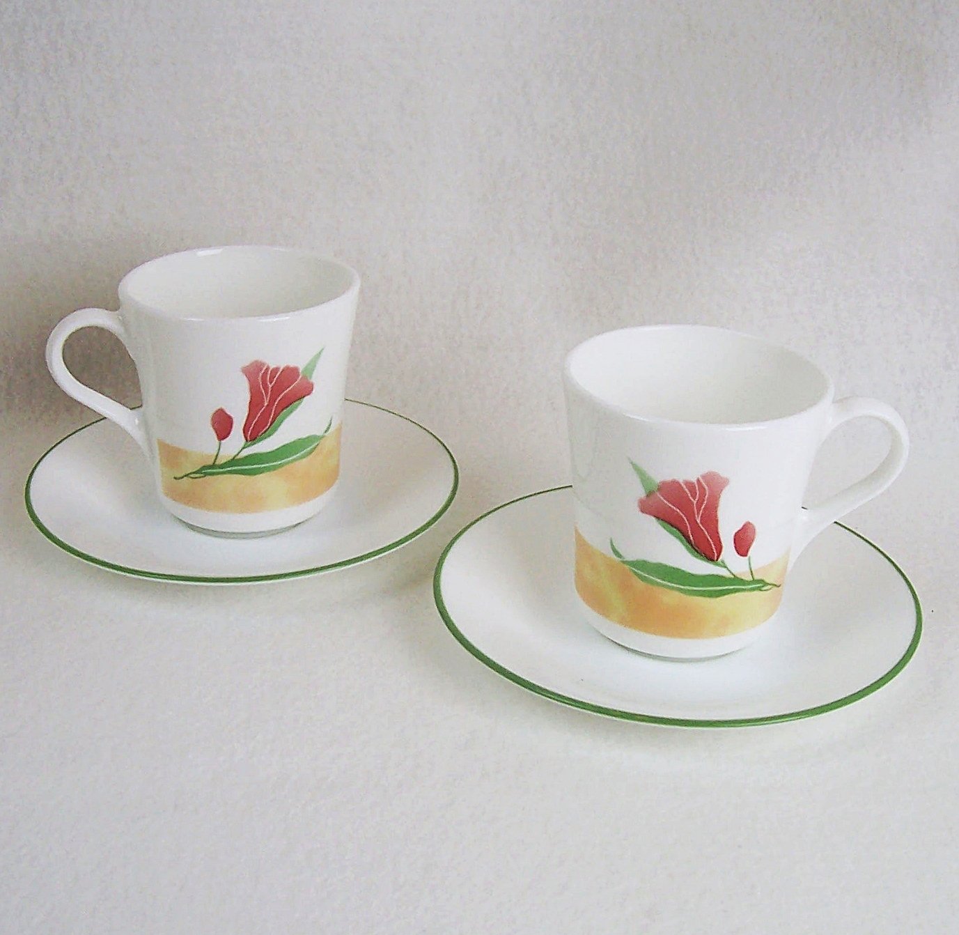 Corelle Pacific Bloom Pair of Cups and Saucers excellent pre-owned condition