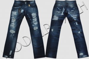 Destroyed jeans
