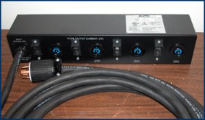 APC Rack PDU Extender 2U 30A 208V AP7581