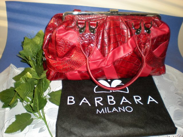 Barbara Milano Red Leather Croc Embossed Handbag Purse