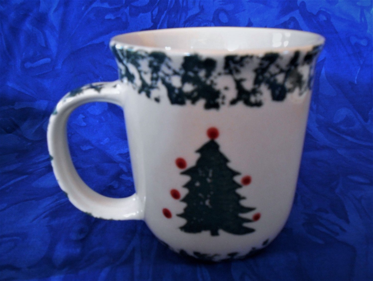 Folk Craft Winter Wonderland Tienshan Christmas Tree Coffee Cup Mug