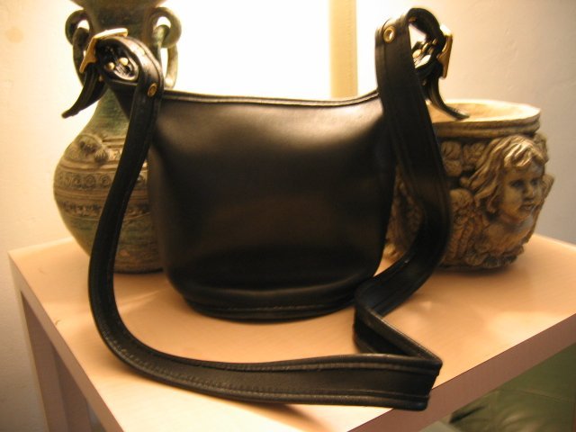 AUTHENTIC BLACK leather COACH BUCKET WOMEN'S HANDBAG BAG PURSE #8
