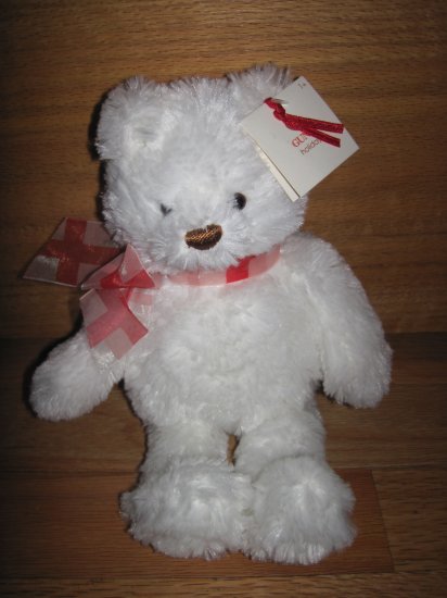 gund bear white