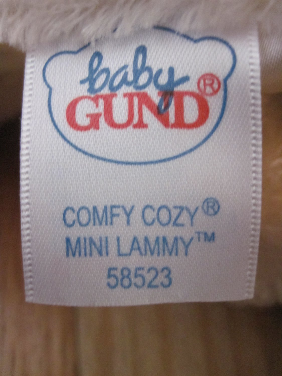 gund nursery rhyme lamb