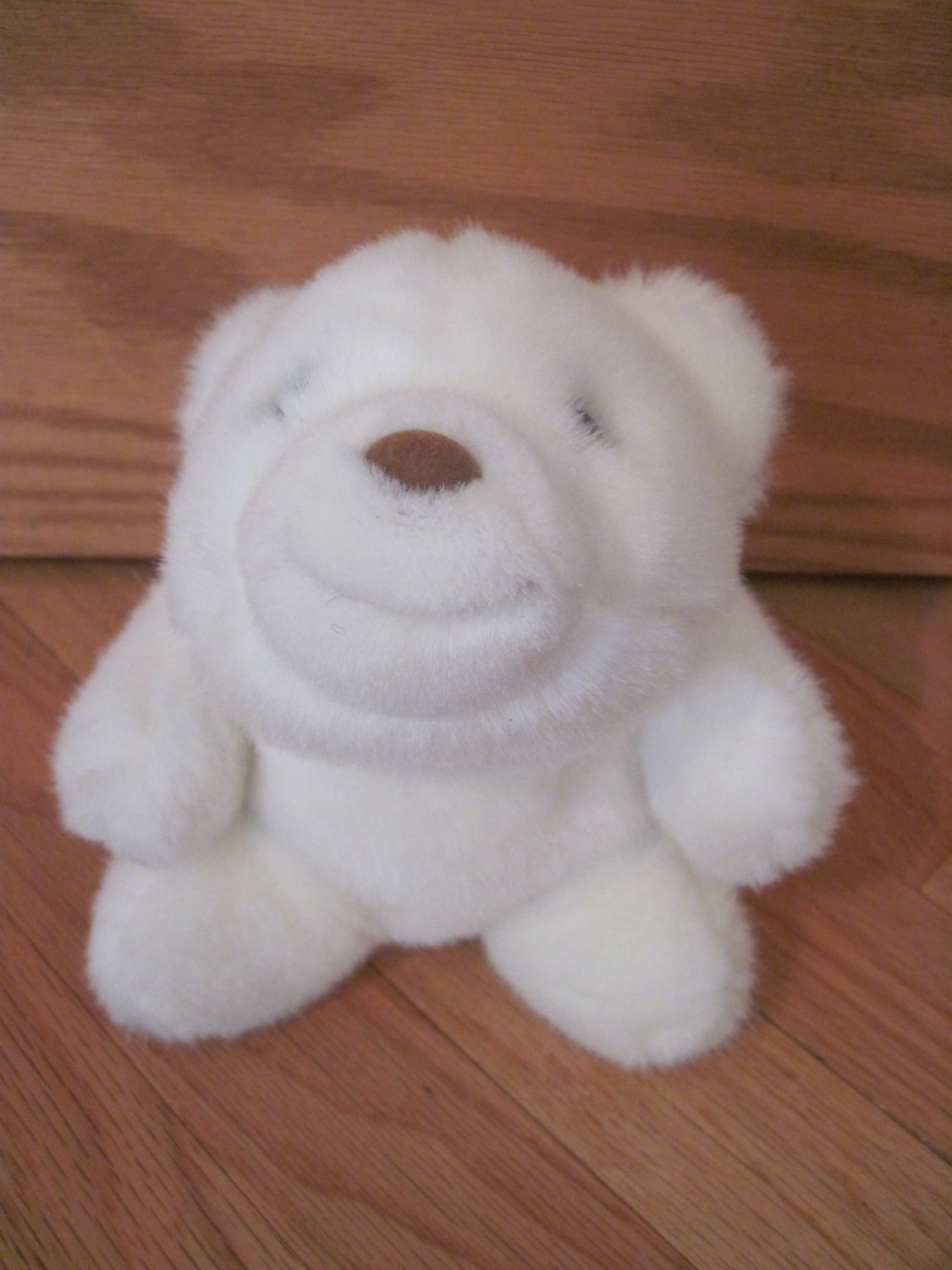 Gund Plush White Snuffles Polar Teddy Bear Brown Nose 40814