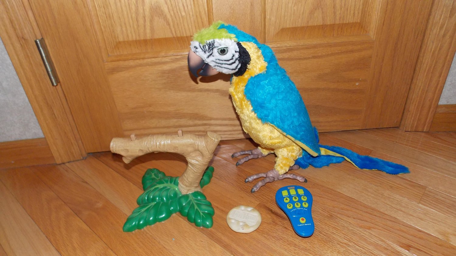 Hasbro FurReal Friends Squawkers McCaw Interactive Parrot Complete