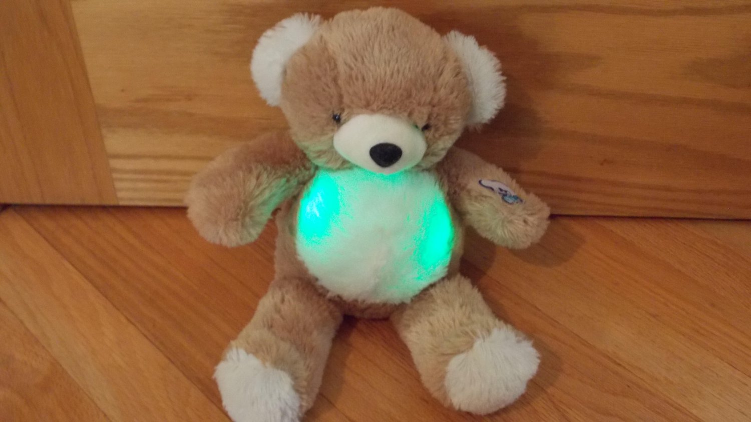 GloE Cepia Color Color Changing Plush Beige Tan Brown Teddy Bear Light Up Glow Tummy